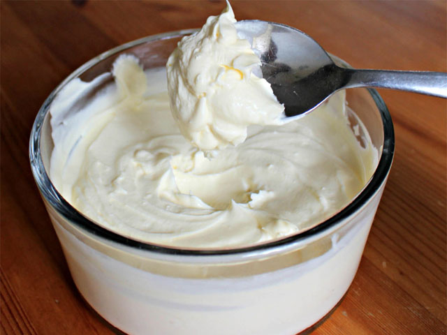 Сир філадельфія в домашніх умовах — 8 покрокових рецептів