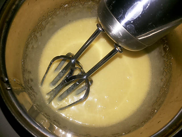 Грушевий пиріг – 4 простих і смачних домашніх рецепта