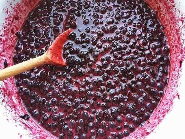 Варення з чорниці – 8 простих рецептів на зиму