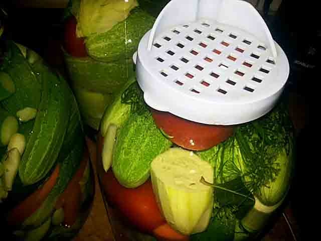 Хрусткі консервовані огірки. Рецепт найсмачніших огірків на зиму