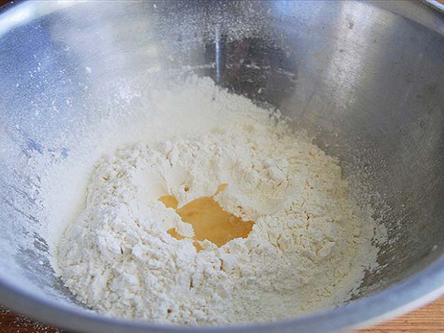 Тісто для домашніх пельменів – 10 кращих рецептів з фото і відео