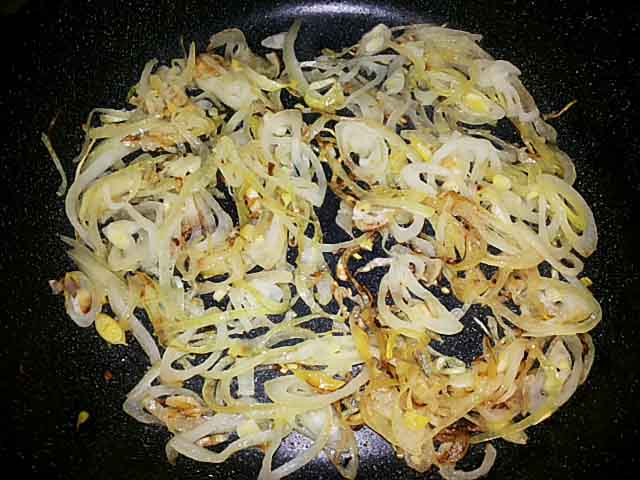 Азу по – татарськи з солоними огірками, покроковий рецепт з фото і відео