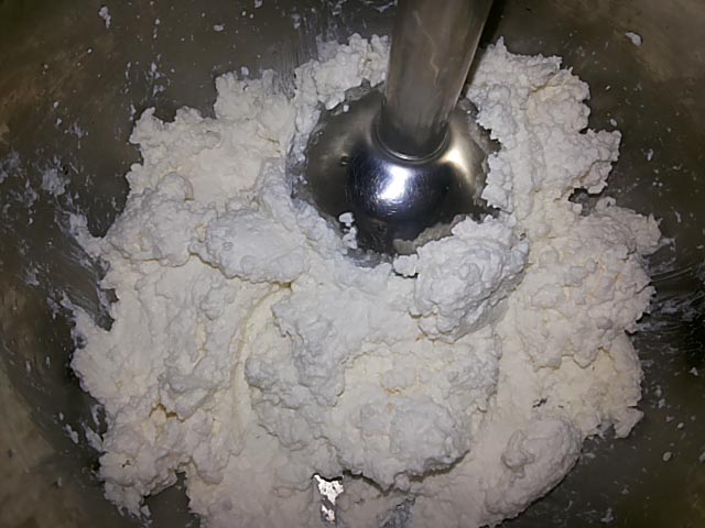 Шарлотка з яблуками в духовці, 5 простих рецептів з фото покроково