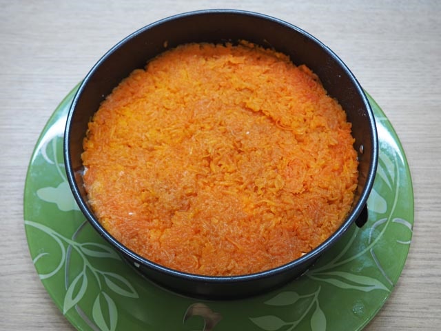 Салат Оселедець під шубою — 11 класичних рецептів з описом послідовності шарів