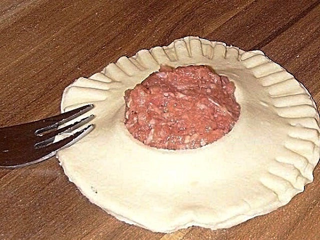 Як приготувати біляші з мясом в духовці. 6 смачних домашніх рецептів