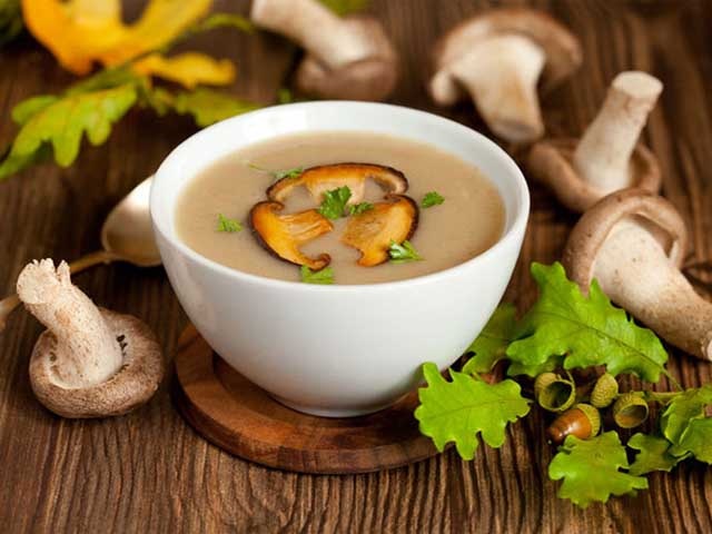 Грибний суп – пюре: 7 смачних рецептів з свіжих, заморожених і сухих грибів