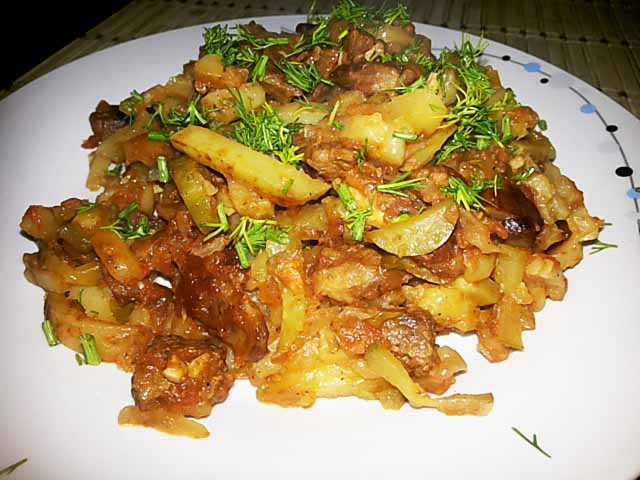 Азу по – татарськи з солоними огірками, покроковий рецепт з фото і відео