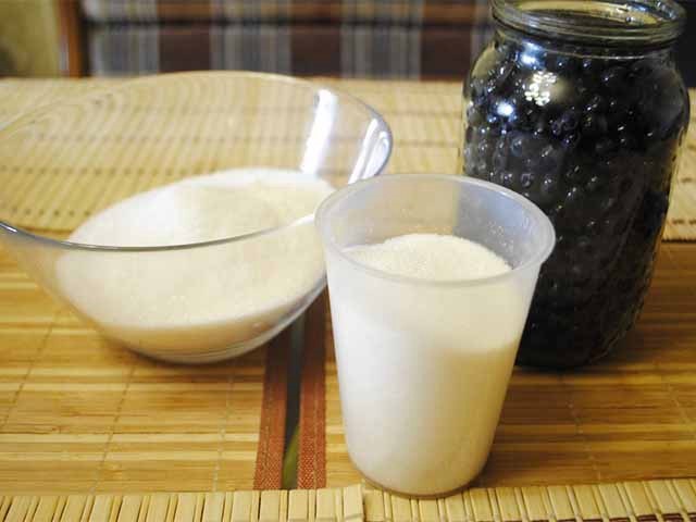 Варення з чорниці – 8 простих рецептів на зиму