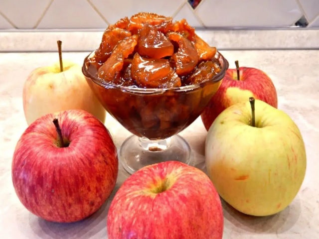 Прозоре варення з яблук часточками — 8 швидких рецептів на зиму
