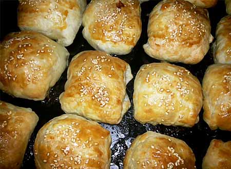 Самса з м’ясом з листкового тіста в домашніх умовах. Приготування тіста і начинки