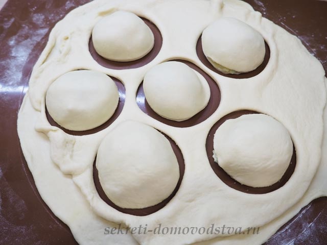 Пиріжки з картоплею в духовці — простий і смачний рецепт швидкого приготування