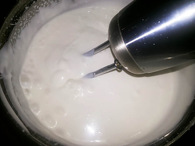 Прості торти в домашніх умовах: рецепти торта зі сметанним кремом з фото покроково