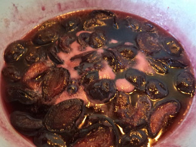 Варення зі сливи — прості домашні рецепти сливового варення на зиму