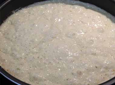 Оладки на сніданок. Як приготувати овочеві оладки і оладки на кефірі і дріжджах.