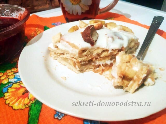 Банановий торт без випічки: просто, швидко і дуже смачно