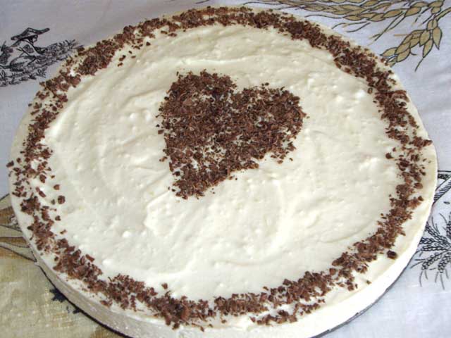 Млинцевий торт – 6 смачних покрокових рецетов в домашніх умовах з фото і відео