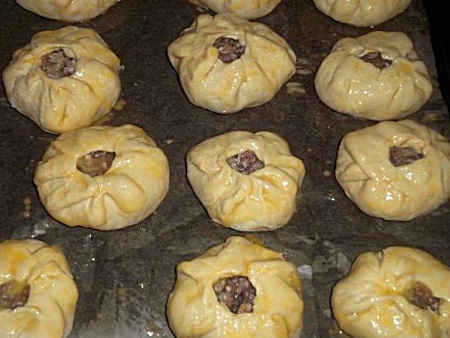 Як приготувати біляші з мясом в духовці. 6 смачних домашніх рецептів