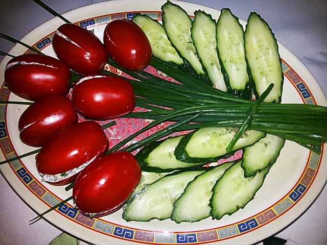 Помідори фаршировані – 6 простих і смачних рецептів з фото