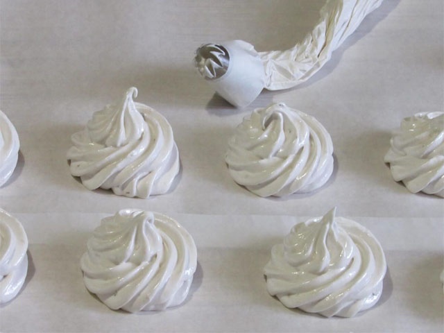 Безе — 7 рецептів приготування безе в домашніх умовах