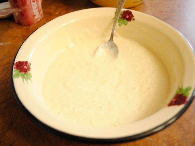 Пишні оладки на кефірі – 10 кращих і перевірених рецептів з фото і відео