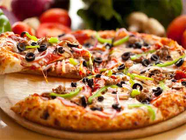 Тісто для піци – 10 простих і смачних рецептів в домашніх умовах