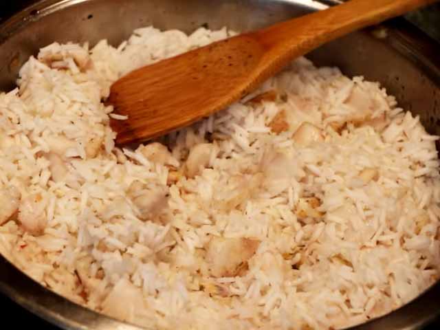 Млинцевий торт – 6 смачних покрокових рецетов в домашніх умовах з фото і відео