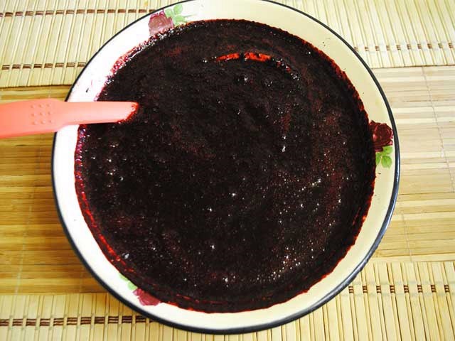 Варення з чорниці – 8 простих рецептів на зиму