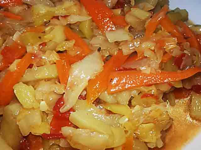 Овочеве рагу з картоплею і кабачками – дуже смачний рецепт