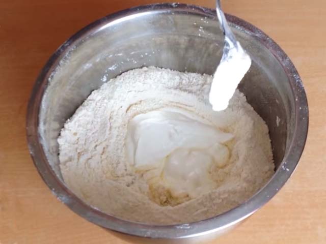 Пишні оладки на кефірі – 10 кращих і перевірених рецептів з фото і відео