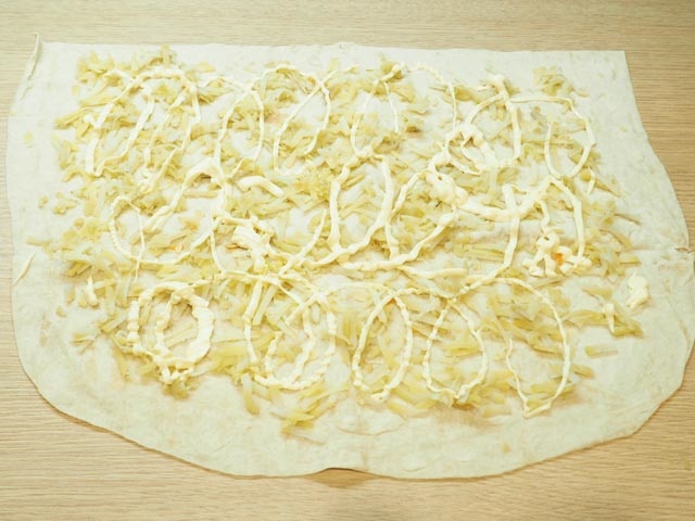 Салат Оселедець під шубою — 11 класичних рецептів з описом послідовності шарів