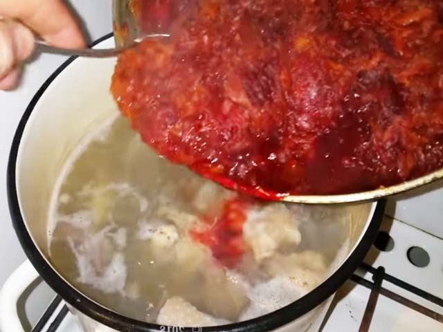 Борщ класичний — 8 рецептів приготування холодного і гарячого супу