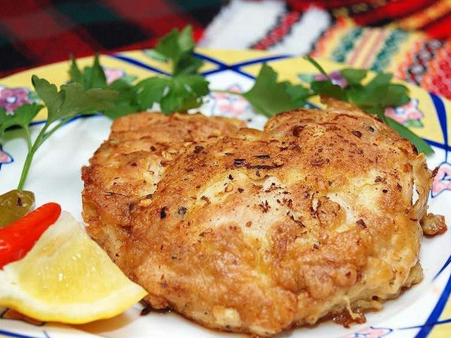 Куряче філе в клярі: як приготувати філе курки на сковороді