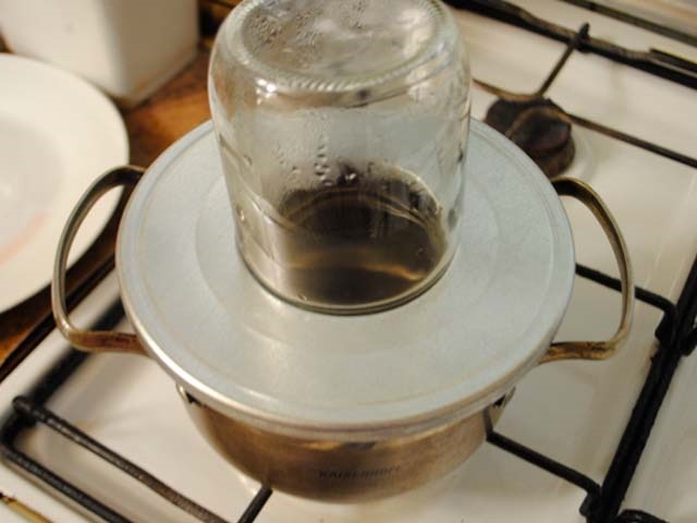 Густе варення з полуниць на зиму з цілими ягодами