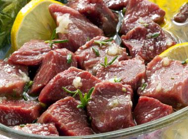 Шашлик зі свинини і найсмачніші маринади. 6 рецептів маринаду, щоб м’ясо було м’яким