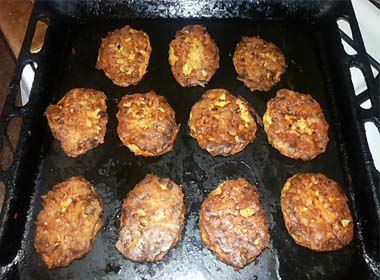 Рецепт приготування смачних котлет з курячого фаршу