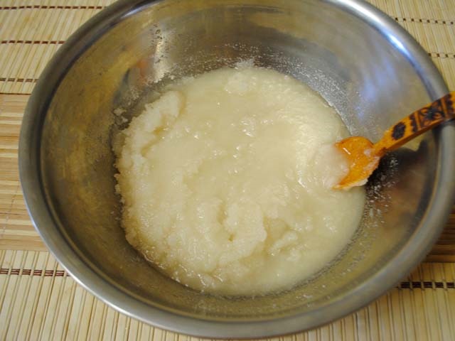 Густе варення з полуниць на зиму з цілими ягодами