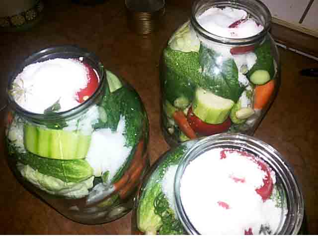 Хрусткі консервовані огірки. Рецепт найсмачніших огірків на зиму