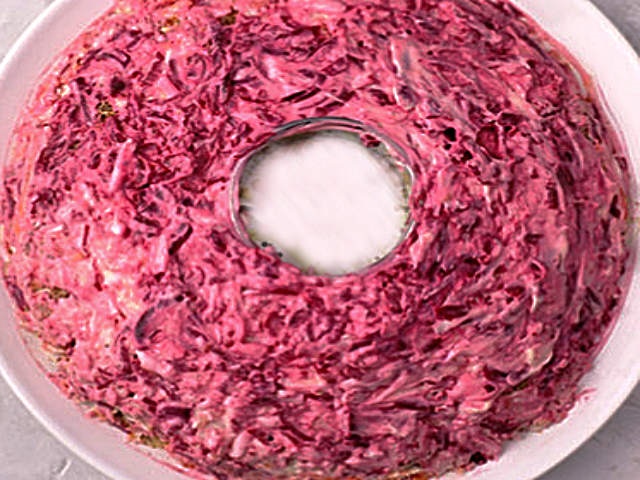 Салат Гранатовий браслет — дуже смачні класичні рецепти