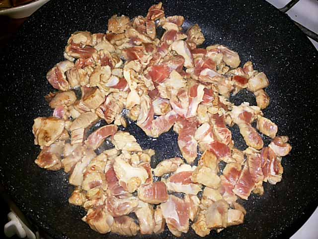 Азу по – татарськи з солоними огірками, покроковий рецепт з фото і відео