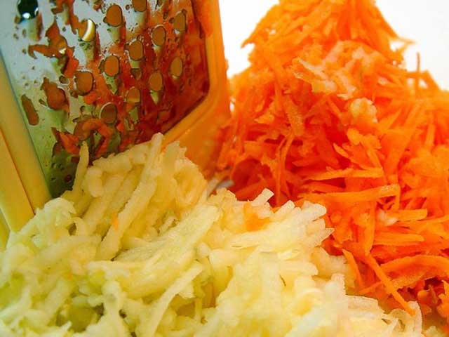 Салат Мімоза з рибними консервами — класичні покрокові рецепти