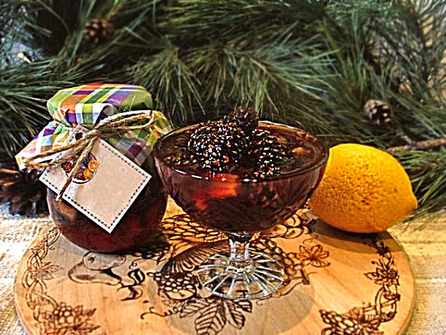 Варення із соснових шишок — корисні властивості і 9 способів його приготувати