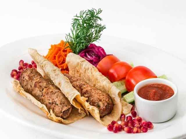 Люля-кебаб – смачні рецепти в домашніх умовах