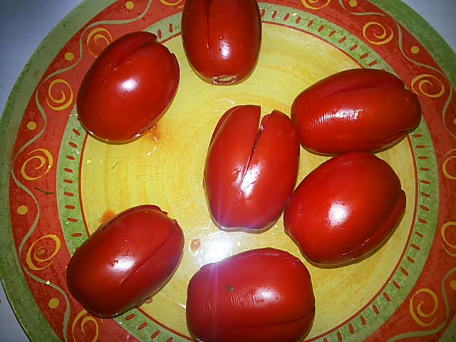 Помідори фаршировані – 6 простих і смачних рецептів з фото