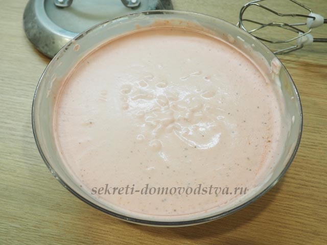 Полуничне морозиво — рецепт приготування в домашніх умовах