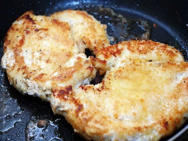 Куряче філе в клярі: як приготувати філе курки на сковороді