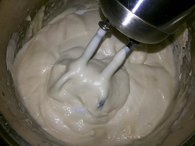 Грушевий пиріг – 4 простих і смачних домашніх рецепта