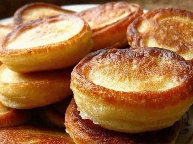 Пишні оладки на кефірі – 10 кращих і перевірених рецептів з фото і відео