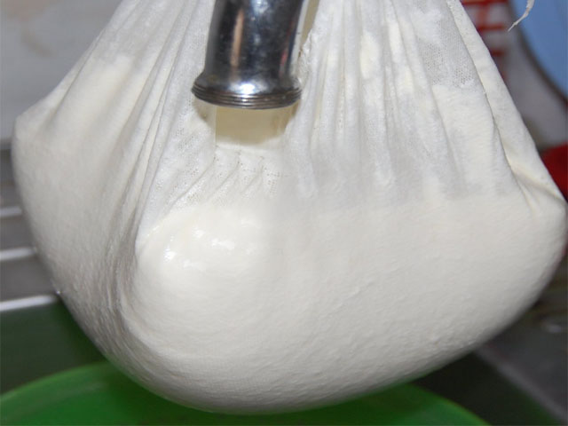 Сир філадельфія в домашніх умовах — 8 покрокових рецептів