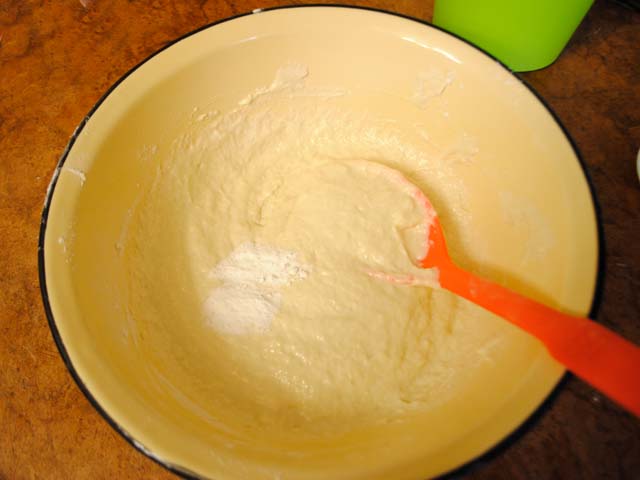 Пишні оладки на кефірі – 10 кращих і перевірених рецептів з фото і відео