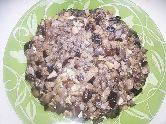 Салат “Соняшник” з чіпсами. Класичний покроковий рецепт з фото